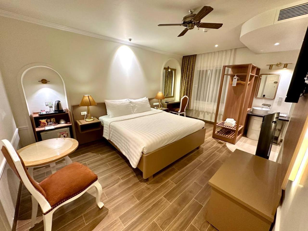 Tulip Hotel 2 Da Lat Zewnętrze zdjęcie