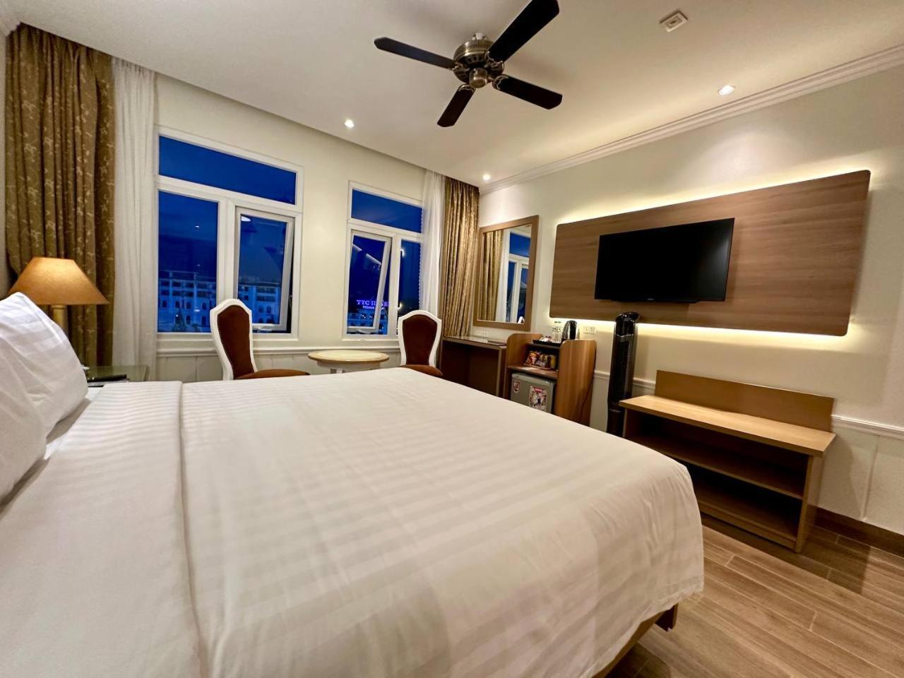 Tulip Hotel 2 Da Lat Zewnętrze zdjęcie