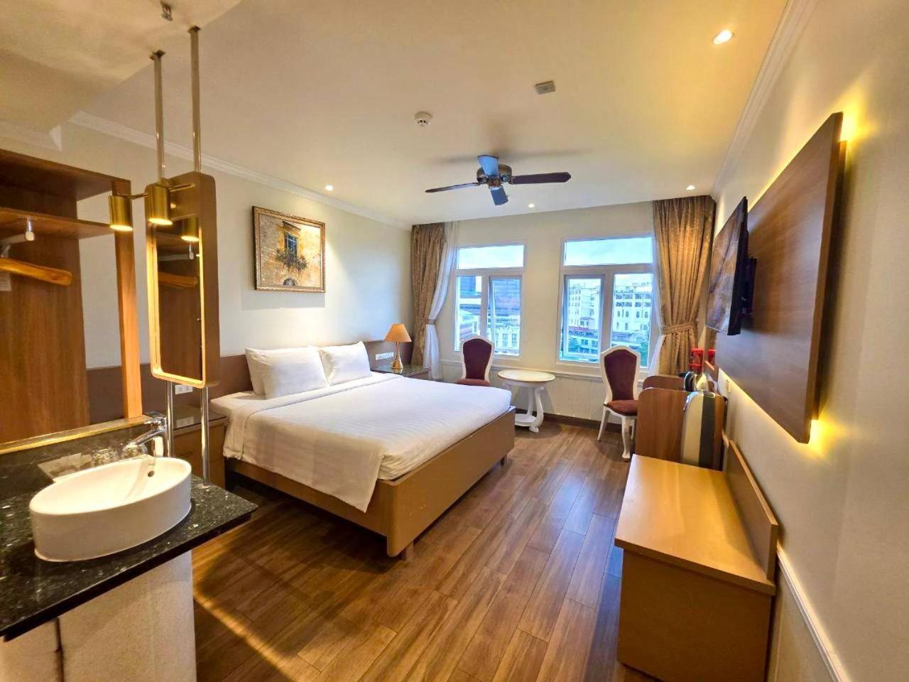 Tulip Hotel 2 Da Lat Zewnętrze zdjęcie